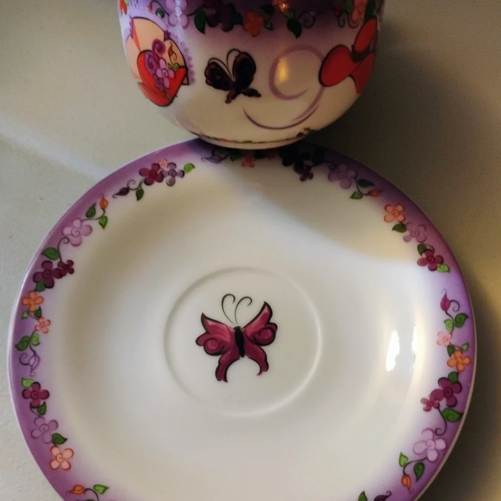 2004 Official Red Hat Society Cup And Saucer - Picture 6 of 6